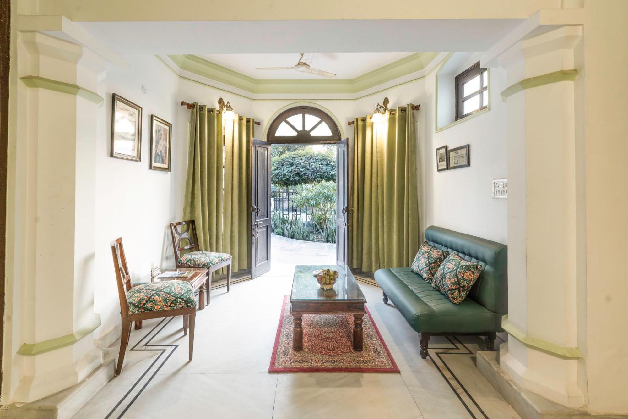 Hotel A Mansion Kashipur Exterior foto